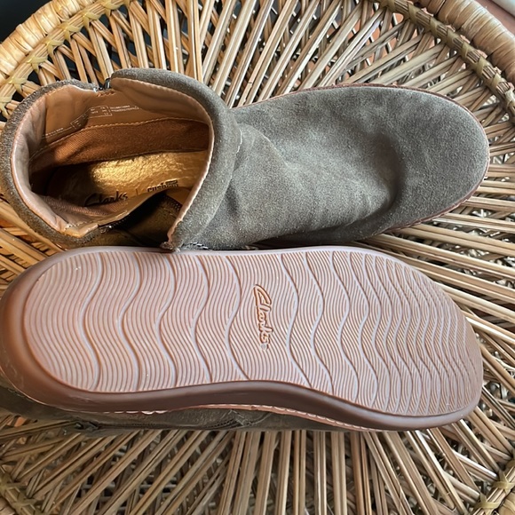 Clarks boot - Picture 3 of 5